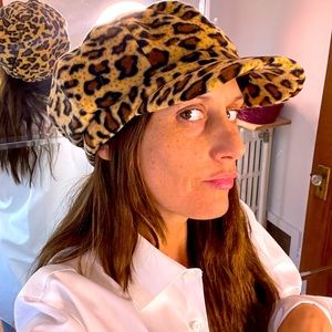 90s / Y2K animal print fleece hat